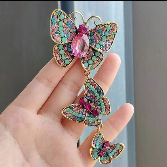 Betsey Johnson Jewelry - Multicolor Butterfly Brooch & Pendant ✨